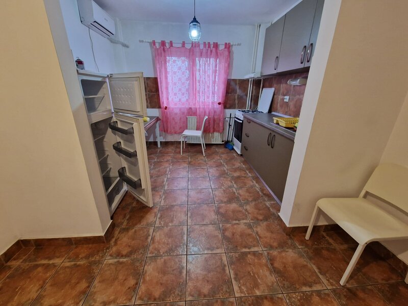 Margeanului, parc Sebastian bloc reabilitat et 2 complet mobilat si utilat